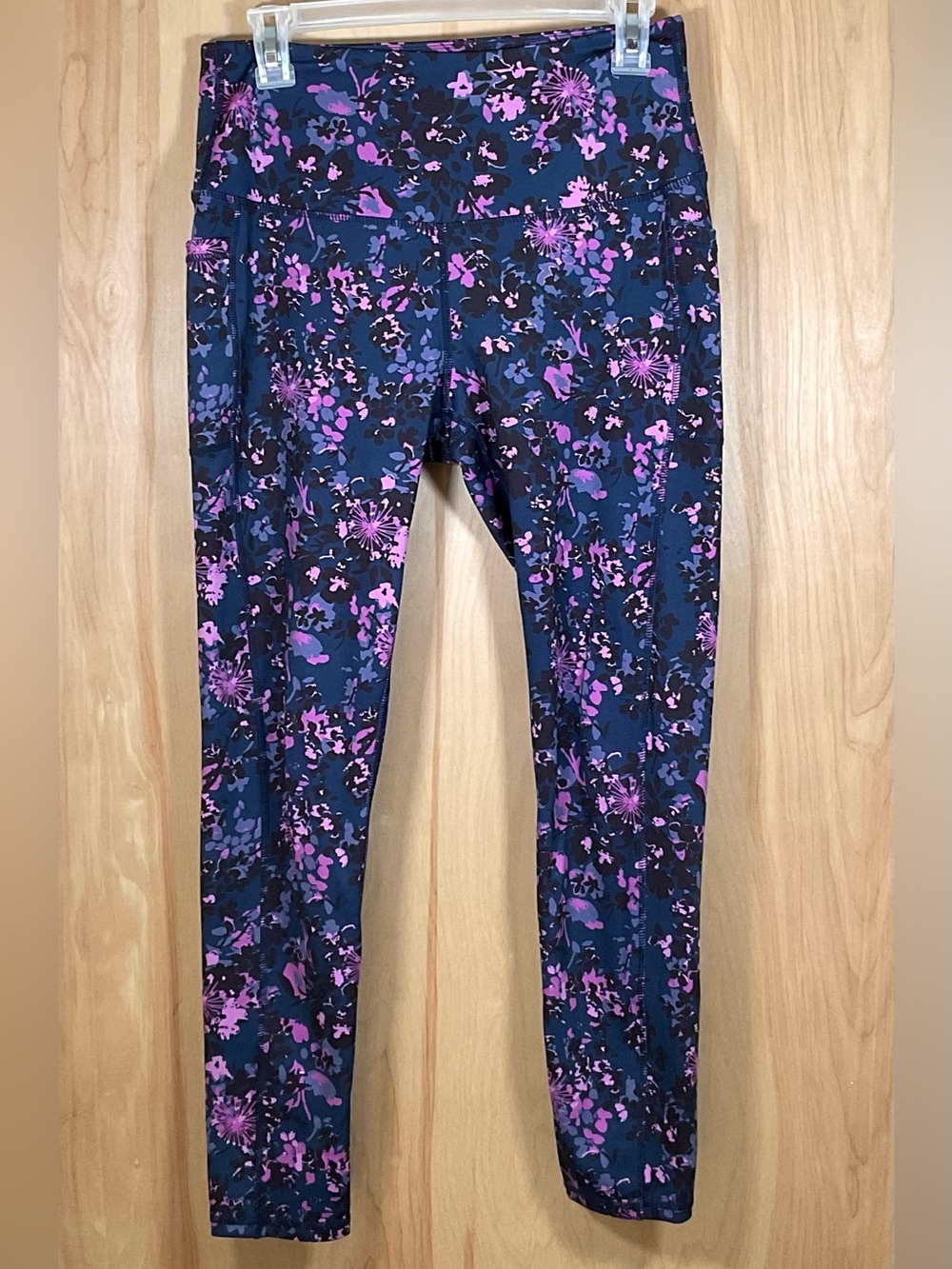 LegEnd high-waisted athletic leggings - EUC